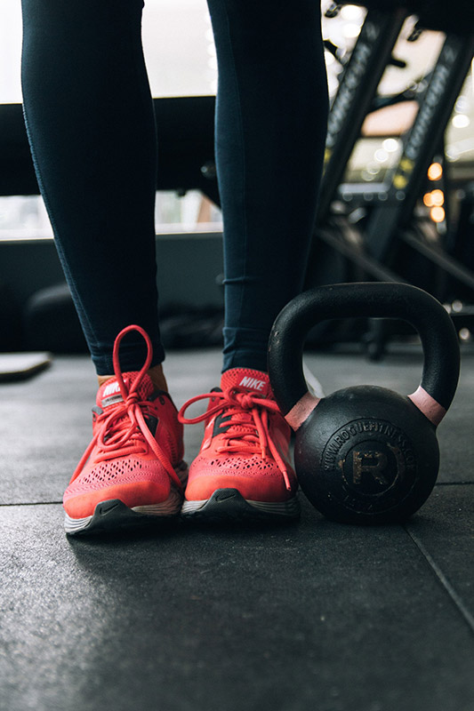 8 Kettlebell Moves that will Work your Side Abs